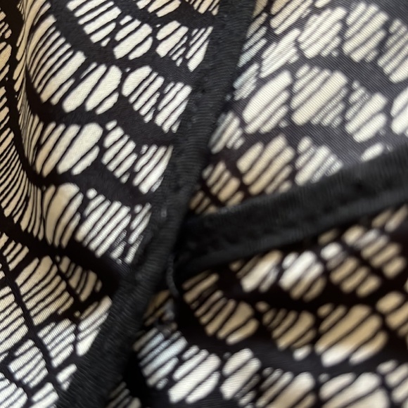 Forever 21 black dress - Picture 4 of 4